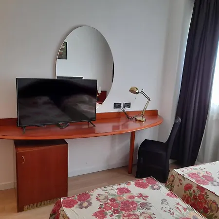 Hotel Donizetti 3*