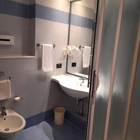Hotel Donizetti 3*