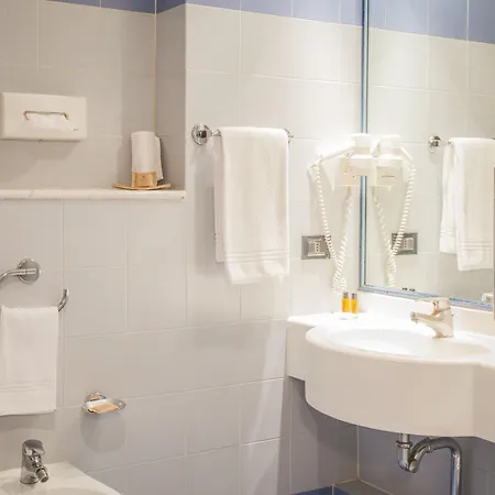Donizetti Hotel 3*