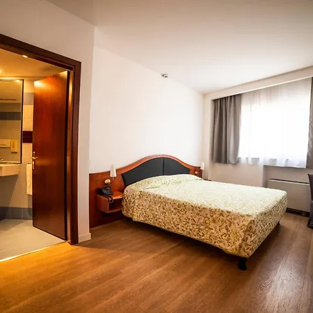 Hotel Donizetti 3*