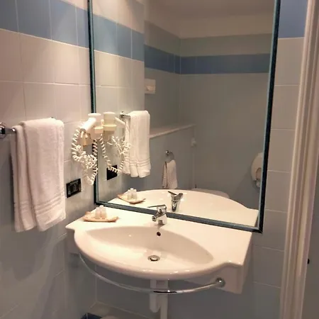 Hotel Donizetti 3*